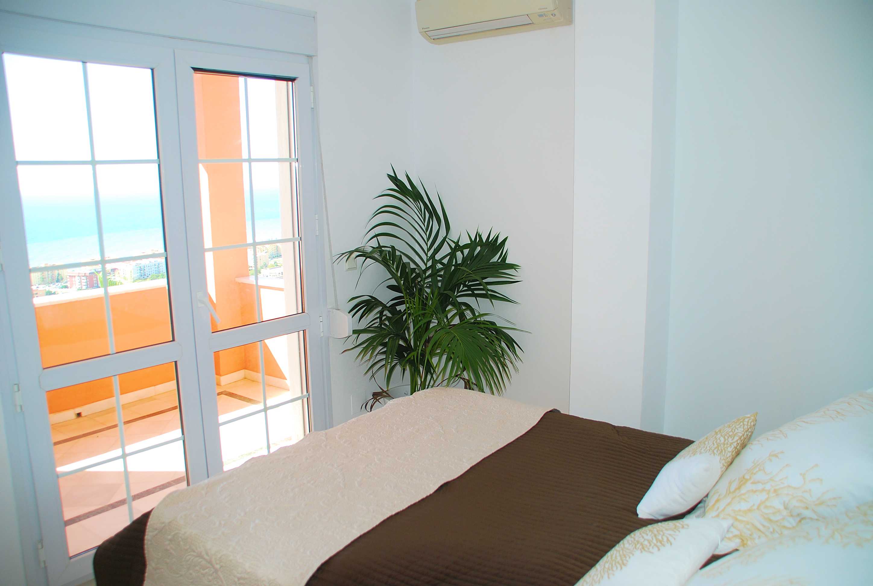 Villa for rent in Rincón de la Victoria